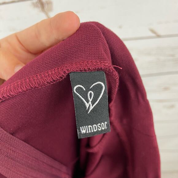 Windsor M Maroon Peek A Boo Lace Asymmetrical High Rise Pencil Midi Skirt - Picture 5 of 6